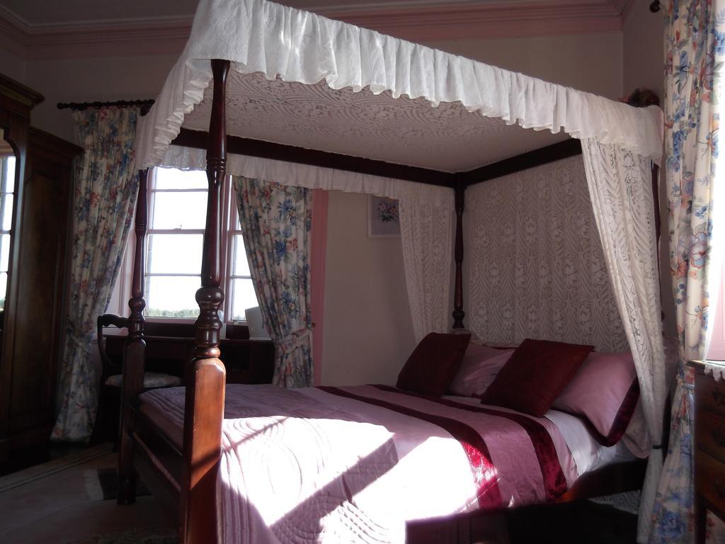 Kirkpatrick House Bed & Breakfast เกรทนากรีน ห้อง รูปภาพ